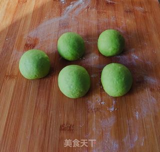 #菠菜汁花样馒头的做法图解4