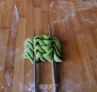 #菠菜汁花样馒头的做法图解8