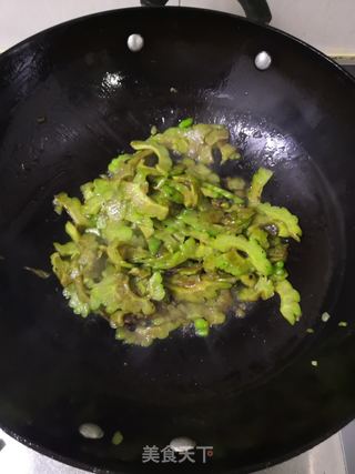 #酱香苦瓜的做法图解5