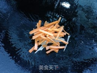 牛年牛牛！经典青椒炒牛肉丝er的做法步骤：8