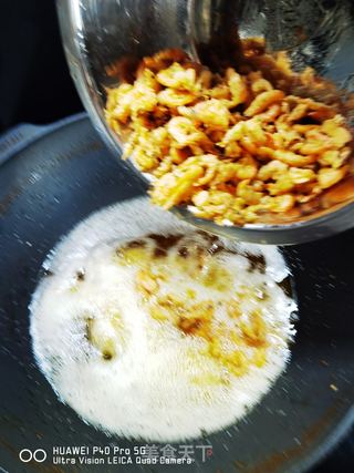 酥脆的炸河虾的做法步骤:11