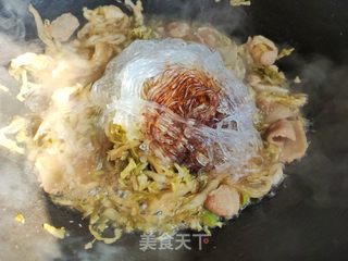五花肉粉丝炖酸菜的做法步骤:16