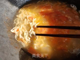 西红柿鸡蛋手擀面的做法步骤：10