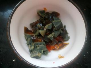 皮蛋瘦肉粥的做法步骤:3