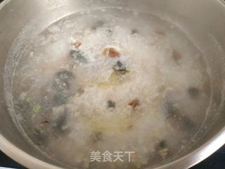 #皮蛋瘦肉粥的做法图解11