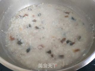 #皮蛋瘦肉粥的做法图解12