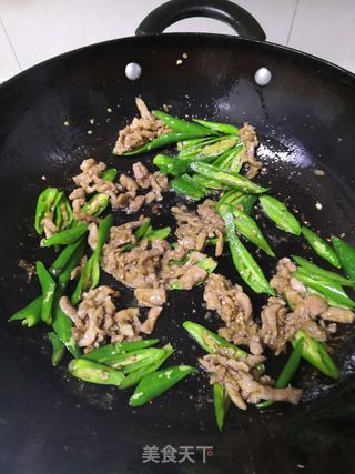 辣椒肉丝的做法步骤：6