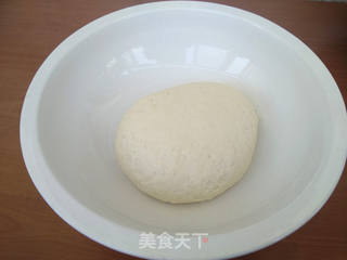 鸡肉白菜馅水饺的做法步骤：1