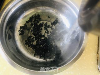 #海菜鱼丸汤的做法图解2
