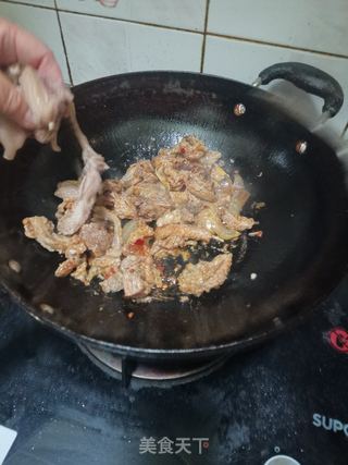 #五香牛腩煲的做法图解7