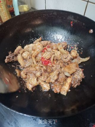 #五香牛腩煲的做法图解8