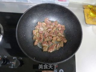 黑椒蒜子牛肉粒❤️香辣鲜香❗️年夜菜宴客菜的做法步骤:8