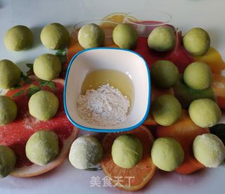 薄如蝉翼——菠菜汁春饼的做法步骤:7