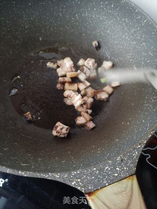 腊肉蒜薹炒饭的做法步骤:5