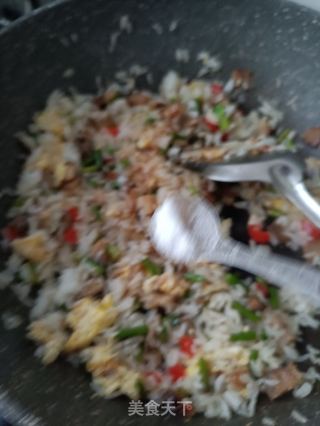 腊肉蒜薹炒饭的做法步骤:14