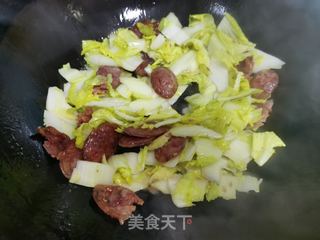 腊肠炒白菜的做法步骤：6