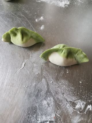 翡翠白玉饺的做法步骤:24