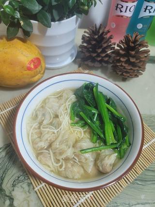 菠菜云吞面的做法步骤:10