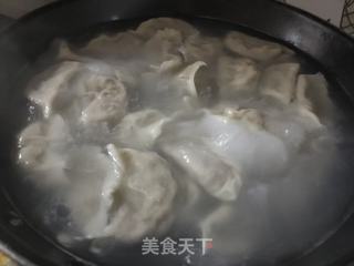 猪肉白菜三鲜水饺的做法步骤:9