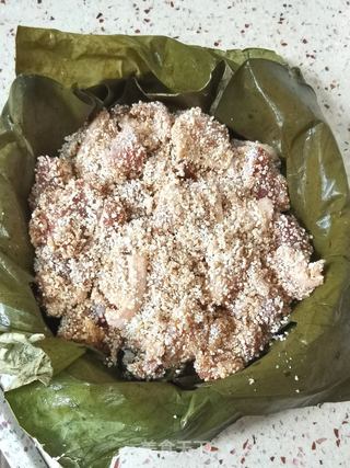 荷叶粉蒸肉的做法步骤:11