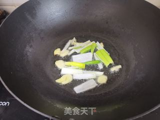 富贵花开靠大虾的做法步骤:4