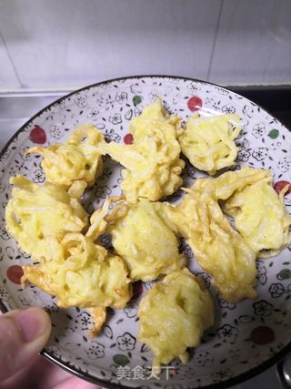 炸萝卜丸子的做法步骤:12