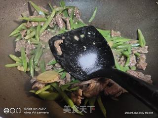 牛肉炒芸豆丝的做法步骤：5