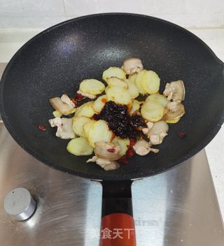 干锅土豆的做法步骤:7