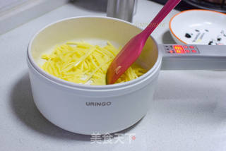 土豆丝鸟巢蛋的做法步骤:4