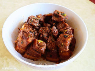 梅菜红烧肉的做法步骤:7