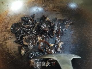 鸡胸肉炒木耳的做法步骤:5