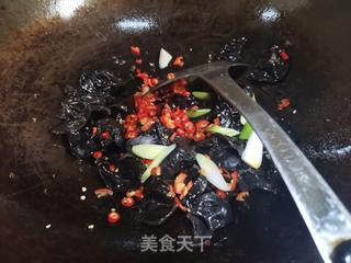 鸡胸肉炒木耳的做法步骤:10