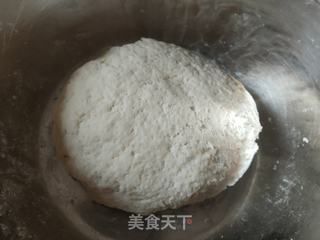 西葫虾仁烫面蒸饺的做法步骤:2
