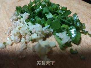 西葫虾仁烫面蒸饺的做法步骤:9