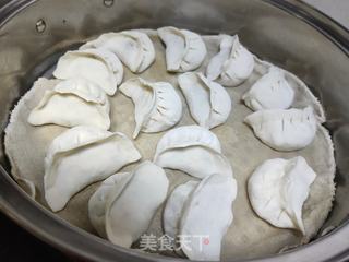 西葫虾仁烫面蒸饺的做法步骤:15
