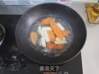山药胡萝卜糯米肉圆子❤️粘糯香软,健脾开胃的做法步骤:2