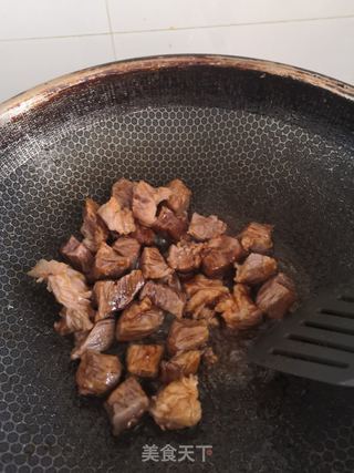 红烧牛肉土豆豆角的做法步骤:7
