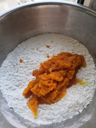 金元宝饺子的做法步骤：3