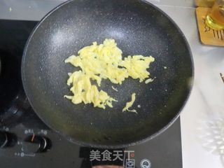 腊肠炒小米饭的做法步骤:5
