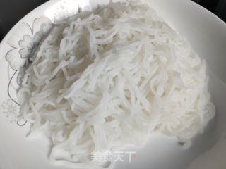 玉米面野菜鸡蛋蒸饺的做法步骤:4
