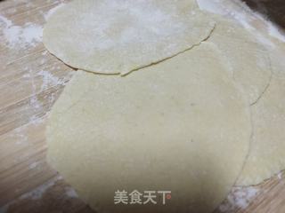玉米面野菜鸡蛋蒸饺的做法步骤:9