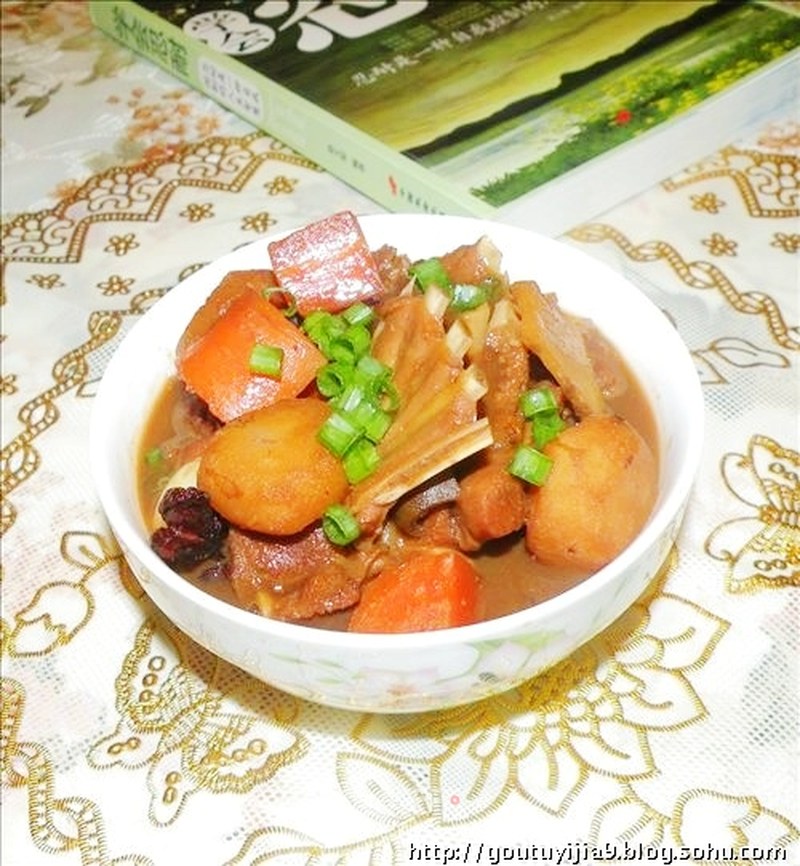 https://i3i620.meishichina.com/attachment/recipe/200912/200912040040392.jpg?x-oss-process=style/p800的做法