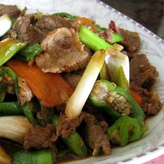蒜白爆羊肉