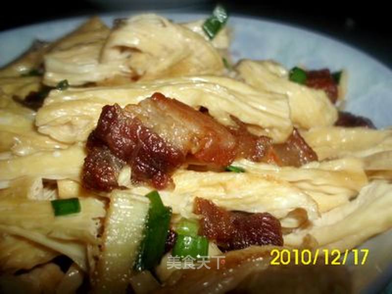 https://i3i620.meishichina.com/attachment/recipe/201012/201012202209572.JPG?x-oss-process=style/p800的做法
