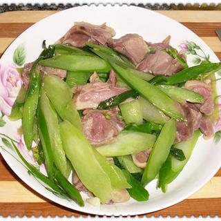 https://i3i620.meishichina.com/attachment/recipe/201102/201102161657571.jpg?x-oss-process=style/p800的做法
