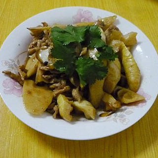 https://i3i620.meishichina.com/attachment/recipe/201104/201104131308006.jpg?x-oss-process=style/p800的做法