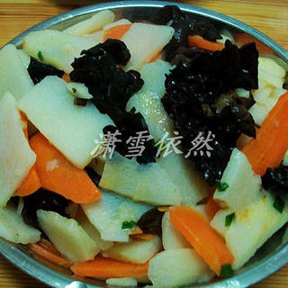 https://i3i620.meishichina.com/attachment/recipe/201104/201104131520326.jpg?x-oss-process=style/p800的做法