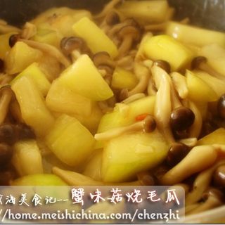 蟹味菇烧毛瓜