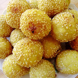 休闲小吃----豆沙馅麻团