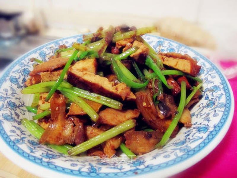 https://i3i620.meishichina.com/attachment/recipe/201112/01/201112011020316.jpg?x-oss-process=style/p800的做法